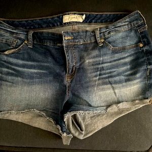 Torrid Denim Jean shorts size 20